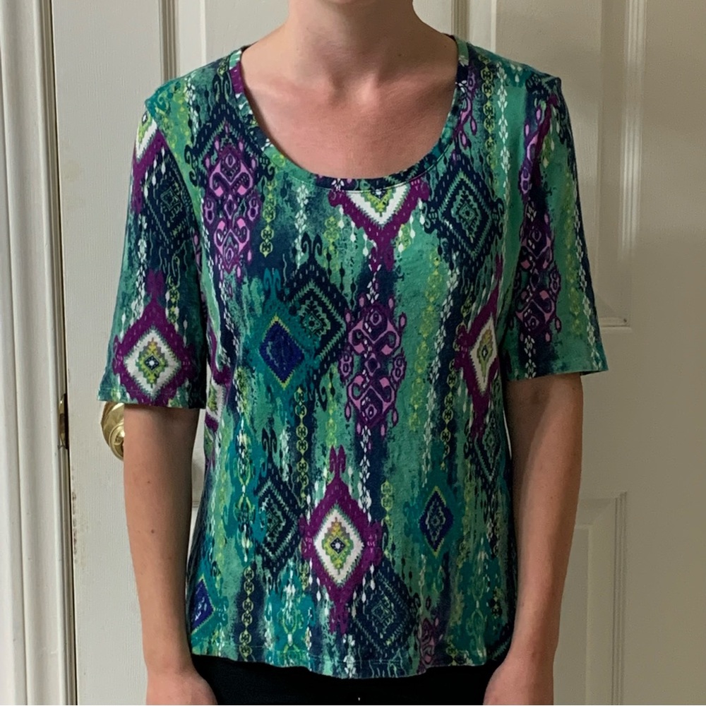 🌷3 for $25🌷Jones Studio, US M, Green & Purple Boho Print Short Sleeve Tee Shirt